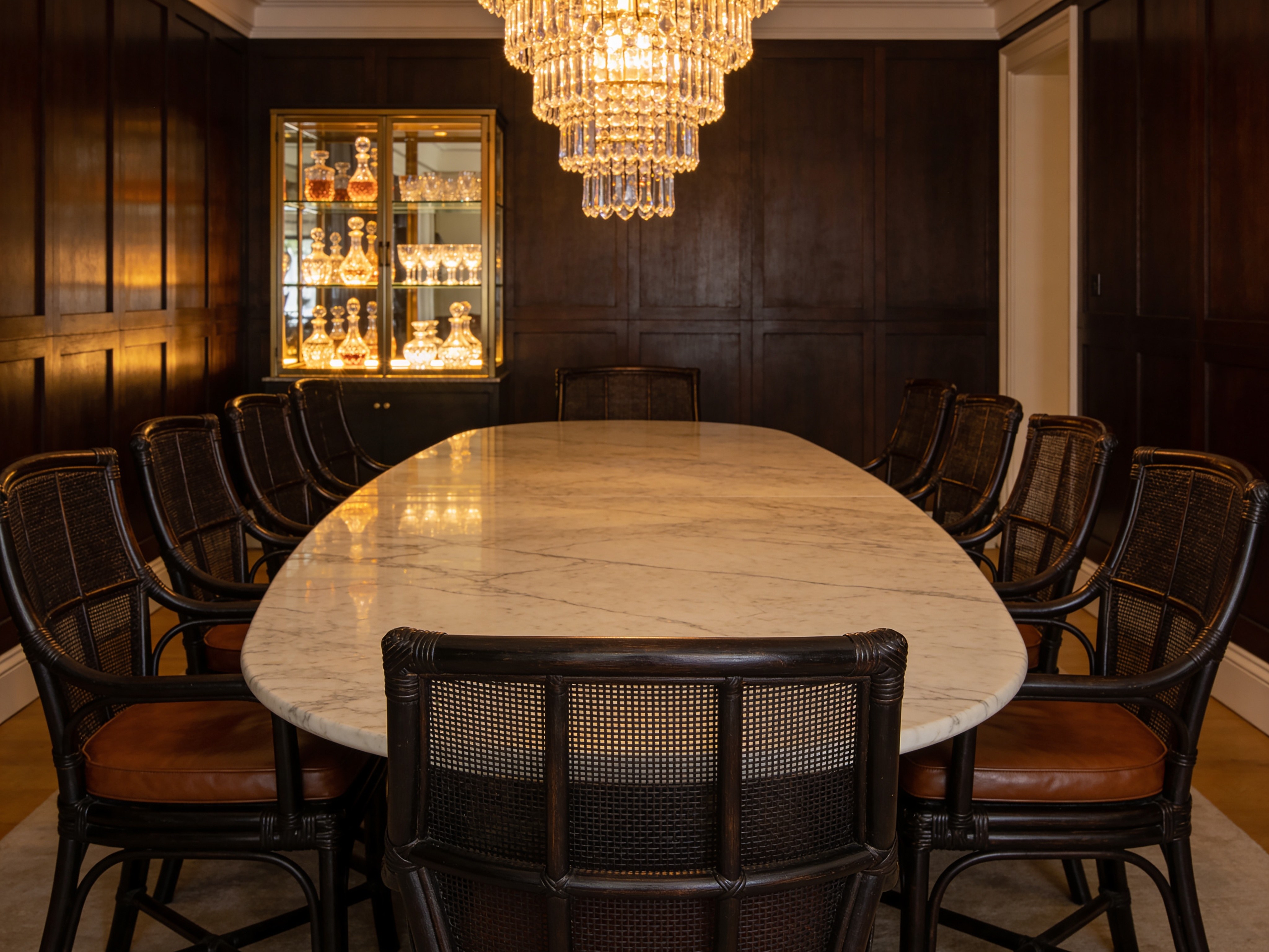 Sala de jantar com lustre — projeto residencial